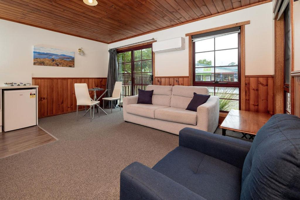 Kitty'S Cottages - Managed By Big4 Strahan Holiday Retreat Екстер'єр фото
