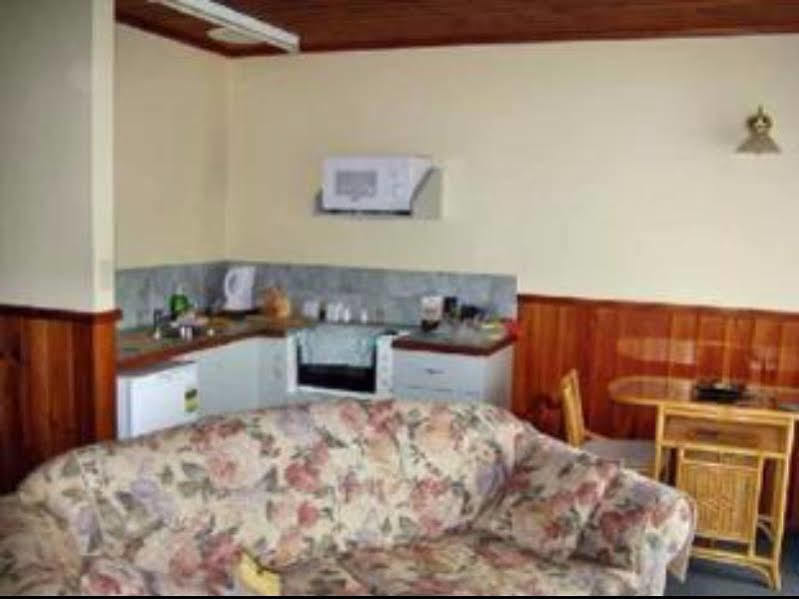 Kitty'S Cottages - Managed By Big4 Strahan Holiday Retreat Екстер'єр фото